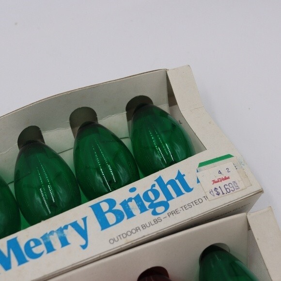 Lot of 14 C9 Christmas Light Bulbs Red, Green, Blue, White — Opaque & Transparen - Picture 10 of 13
